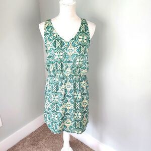 Best Society Women's Sleeveless V Neck Elastic Waist Midi Dress Size Medium